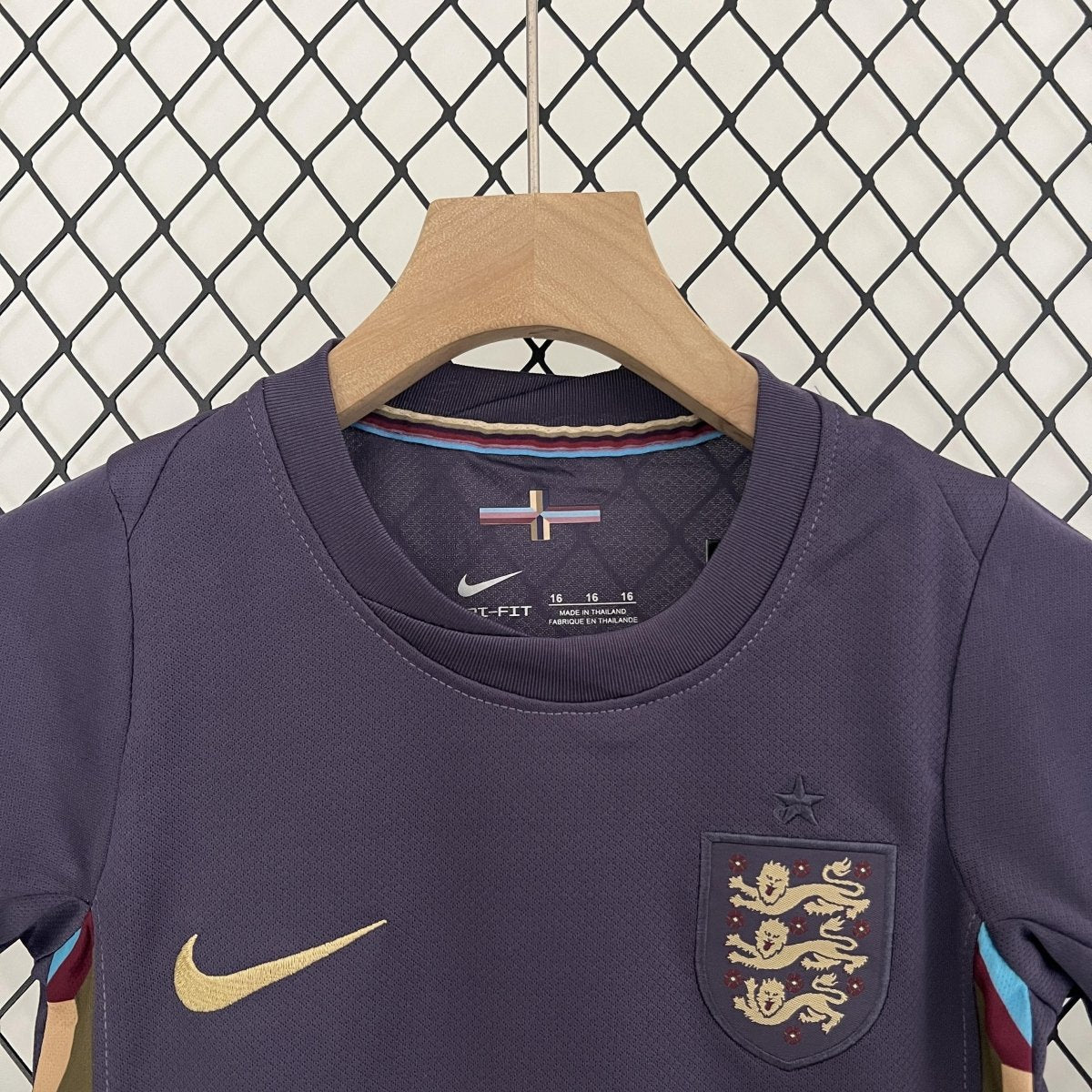 Kit Infantil Inglaterra Reserva 2024 - Nike Lançamento