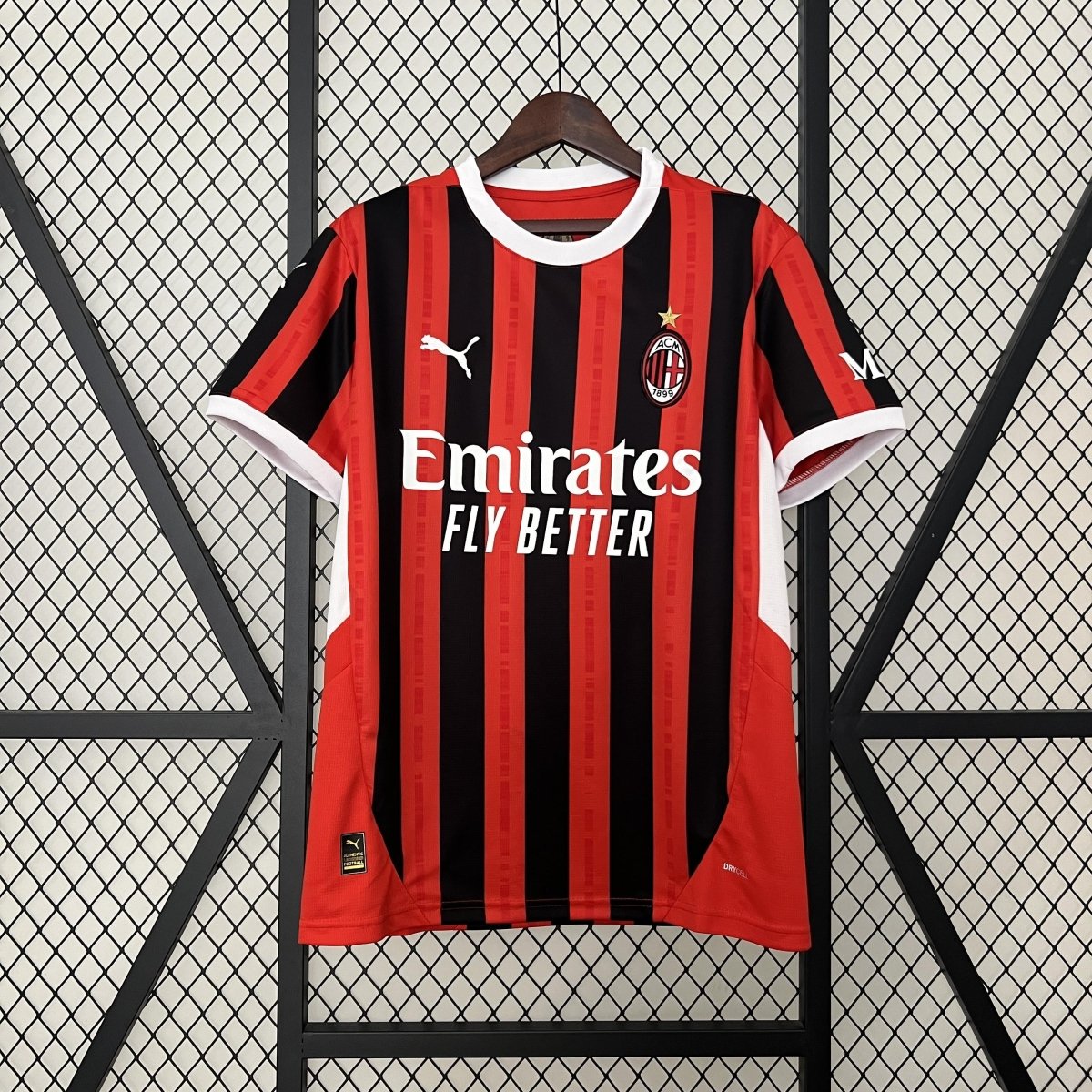 Camisa Milan Titular 24/25 - Puma Torcedor Masculina - Lançamento