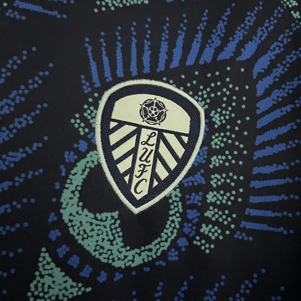 Leeds Segundo Uniforme 2023-24