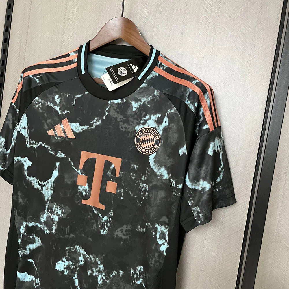 Bayern de Munique Segundo Uniforme 24/25