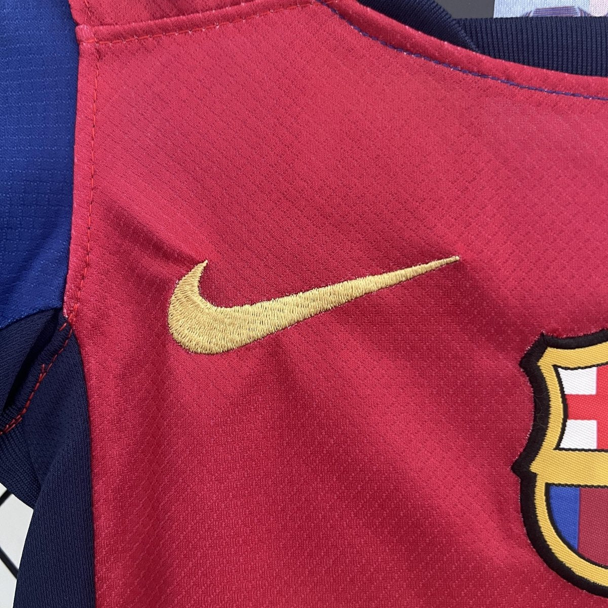 Kit Infantil Barcelona Titular 24/25 - Nike Lançamento