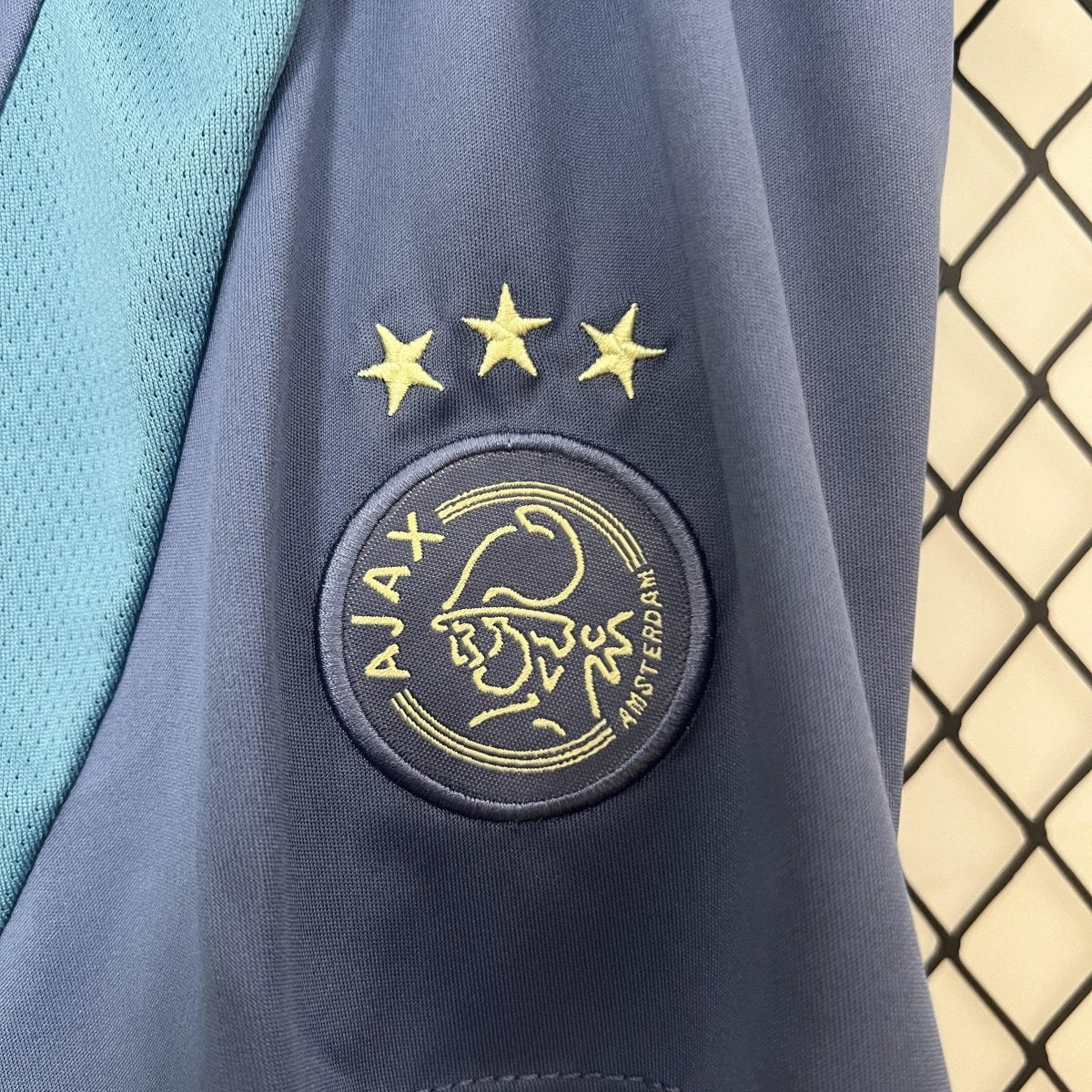Kit Infantil Ajax Reserva 24/25 - Adidas Lançamento
