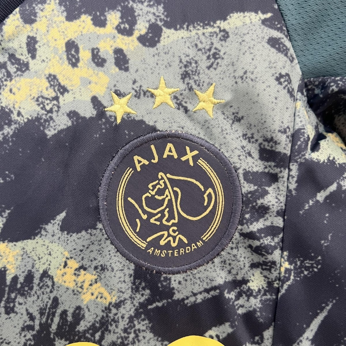 Kit Infantil Ajax Reserva 24/25 - Adidas Lançamento