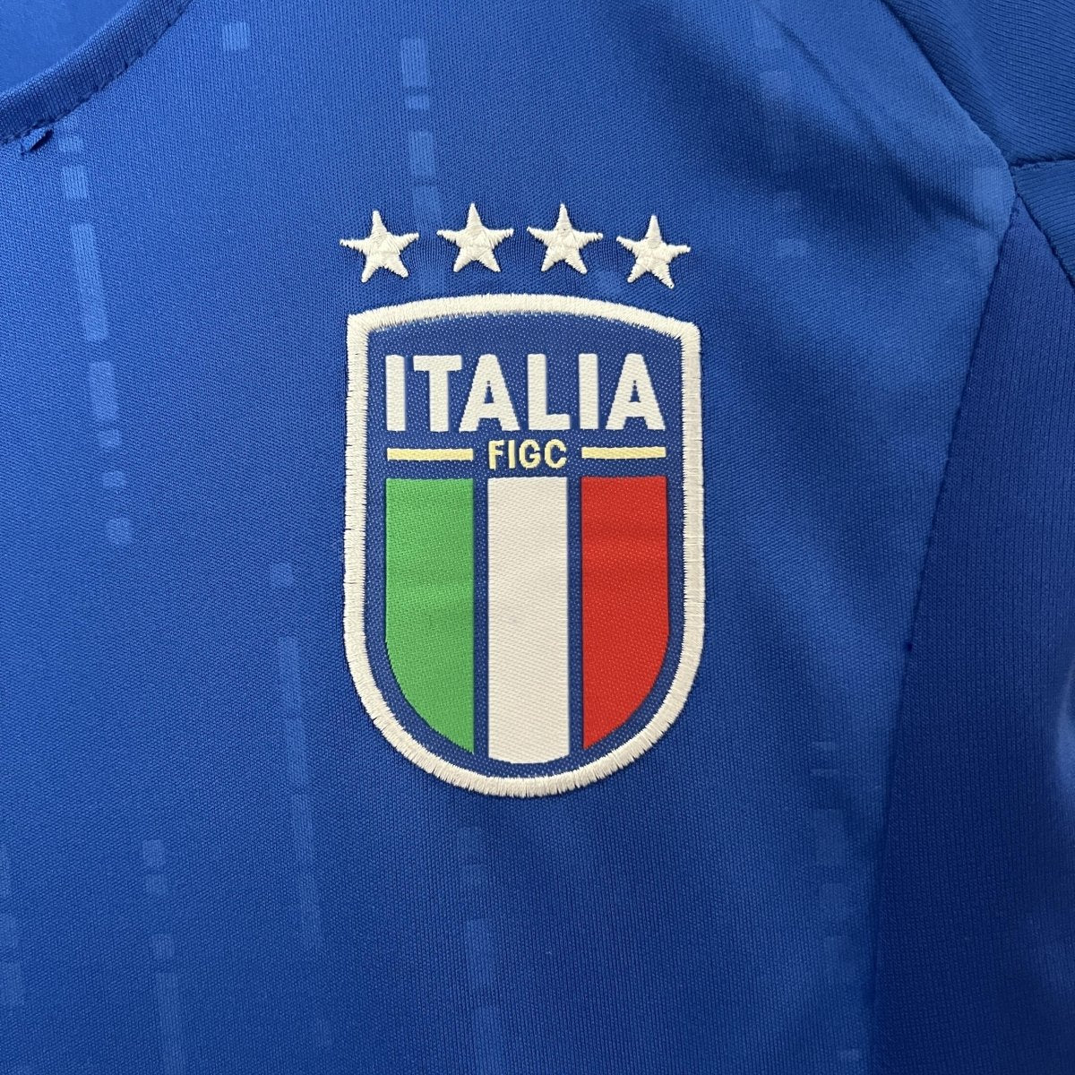 Kit Infantil Itália Titular 2024 - Adidas Lançamento
