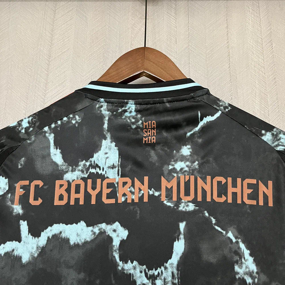 Bayern de Munique Segundo Uniforme 24/25
