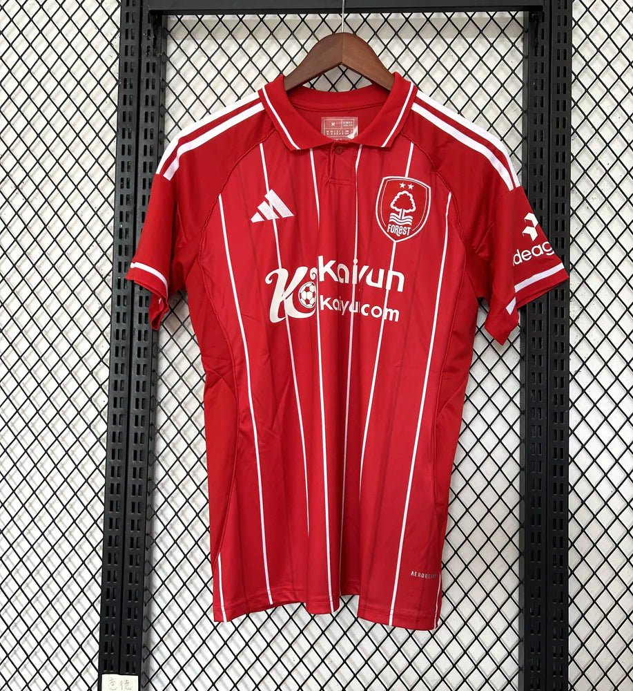 Nottingham Forest Titular 2025-26