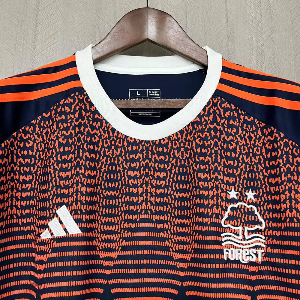 Nottingham Forest Terceiro Uniforme 2023-24