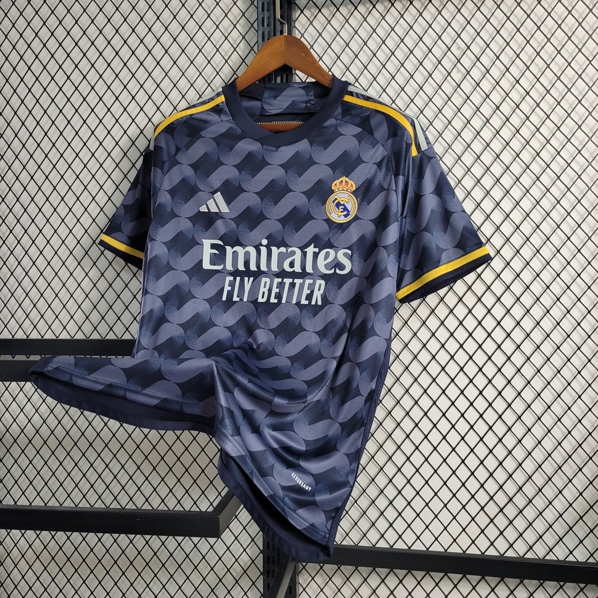 Camisa Real Madrid 23/24 - Adidas Torcedor Masculina - lançamento