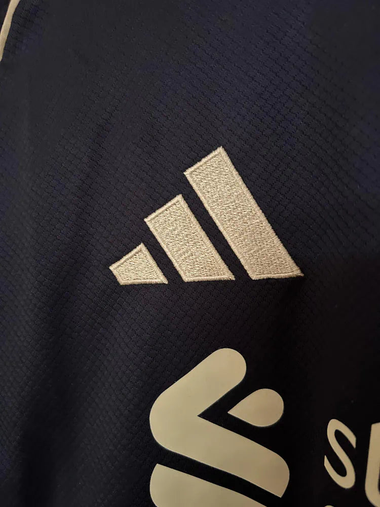 Liverpool Segundo Uniforme 2025-26