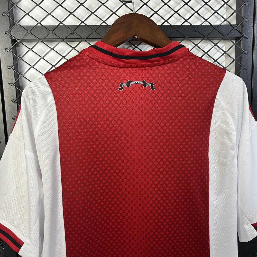 Ajax Titular 2025-26