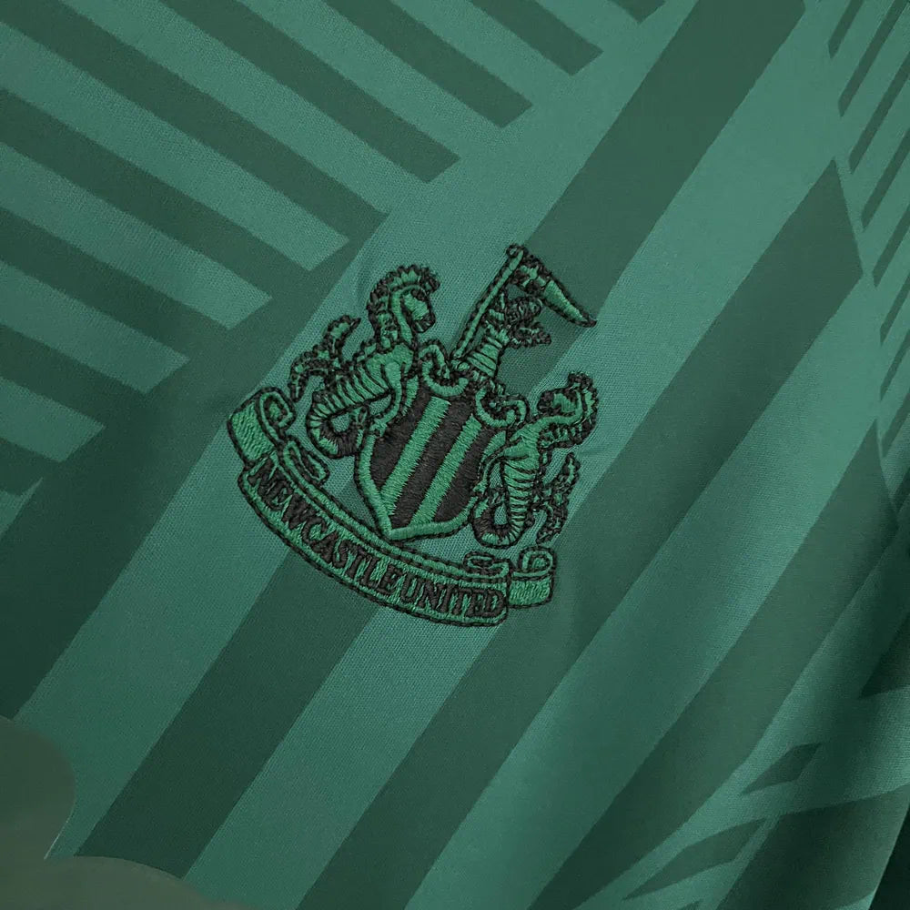 Newcastle Segundo Uniforme 2023-24