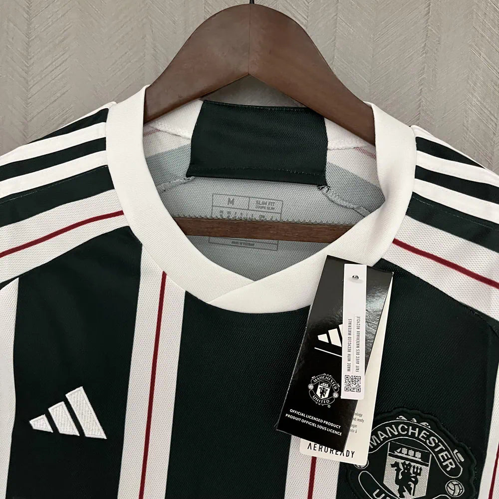Manchester United Segundo Uniforme 2023-24