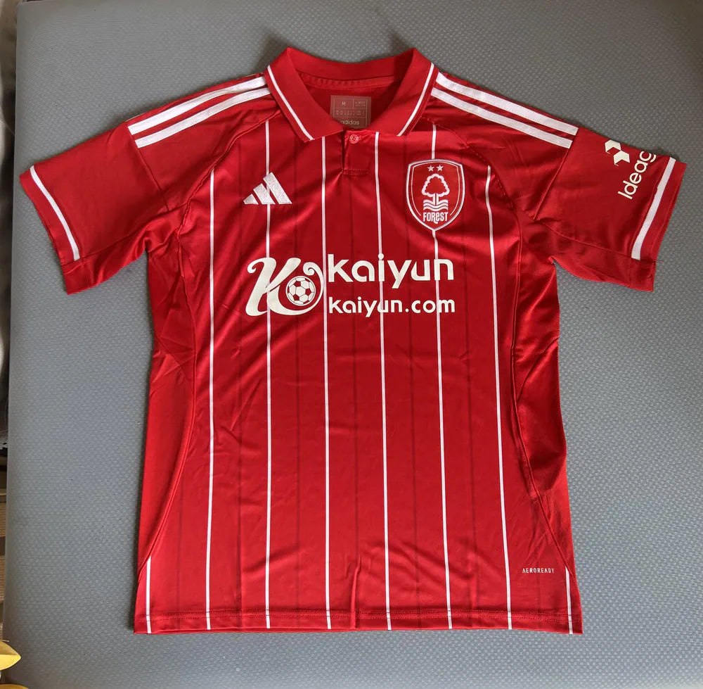 Nottingham Forest Titular 2025-26