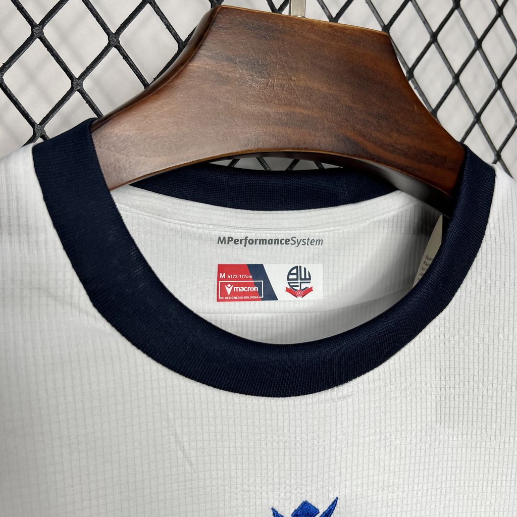 Bolton Wanderers Titular 2024-25 Macron Torcedor Masculina - Lançamento