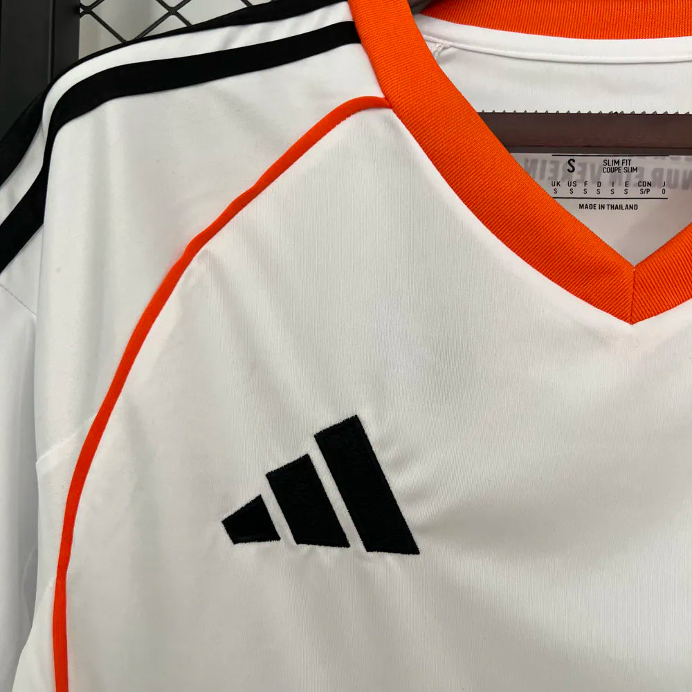 Frankfurt Titular 2025-26