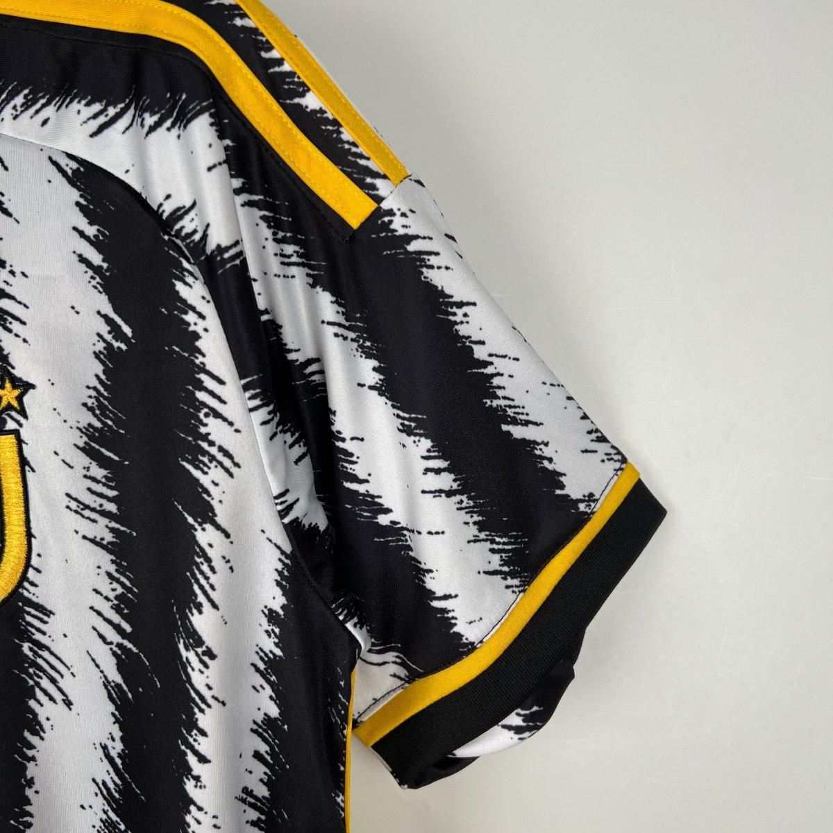 Juventus Titular 23/24 - Adidas Torcedor Masculina