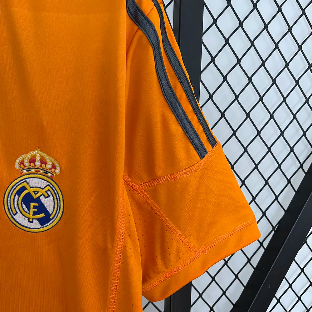2013-14 Real Madrid Terceiro Uniforme