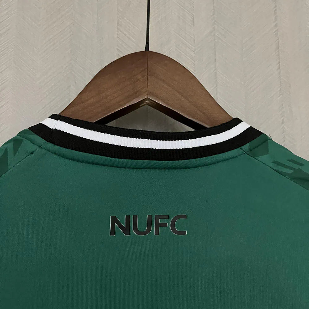 Newcastle Segundo Uniforme 2023-24