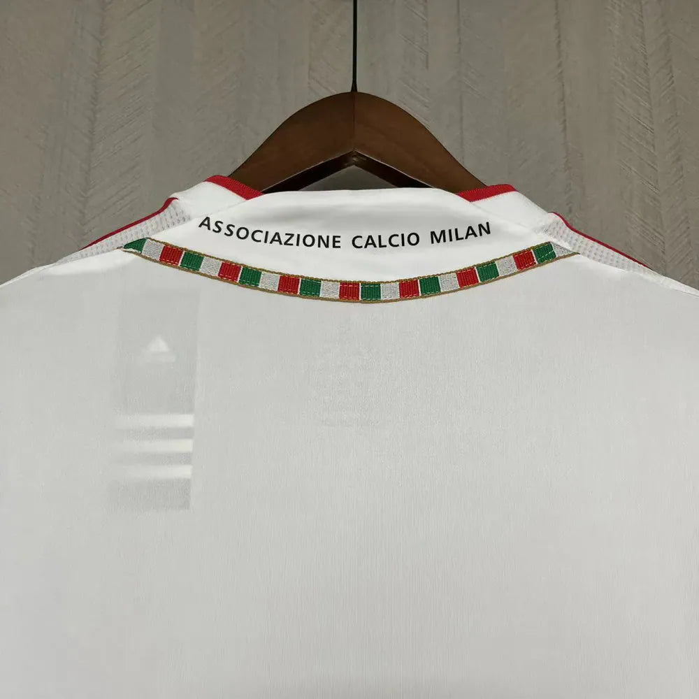 2011-12 Milan Segundo Uniforme