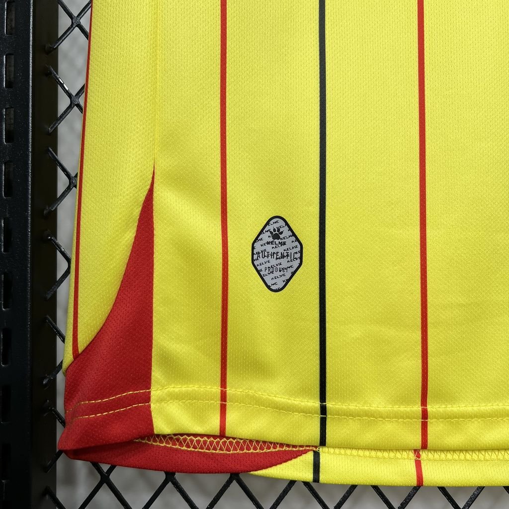 Watford Titular 24/25 - Kelme Torcedor Masculina - Lançamento