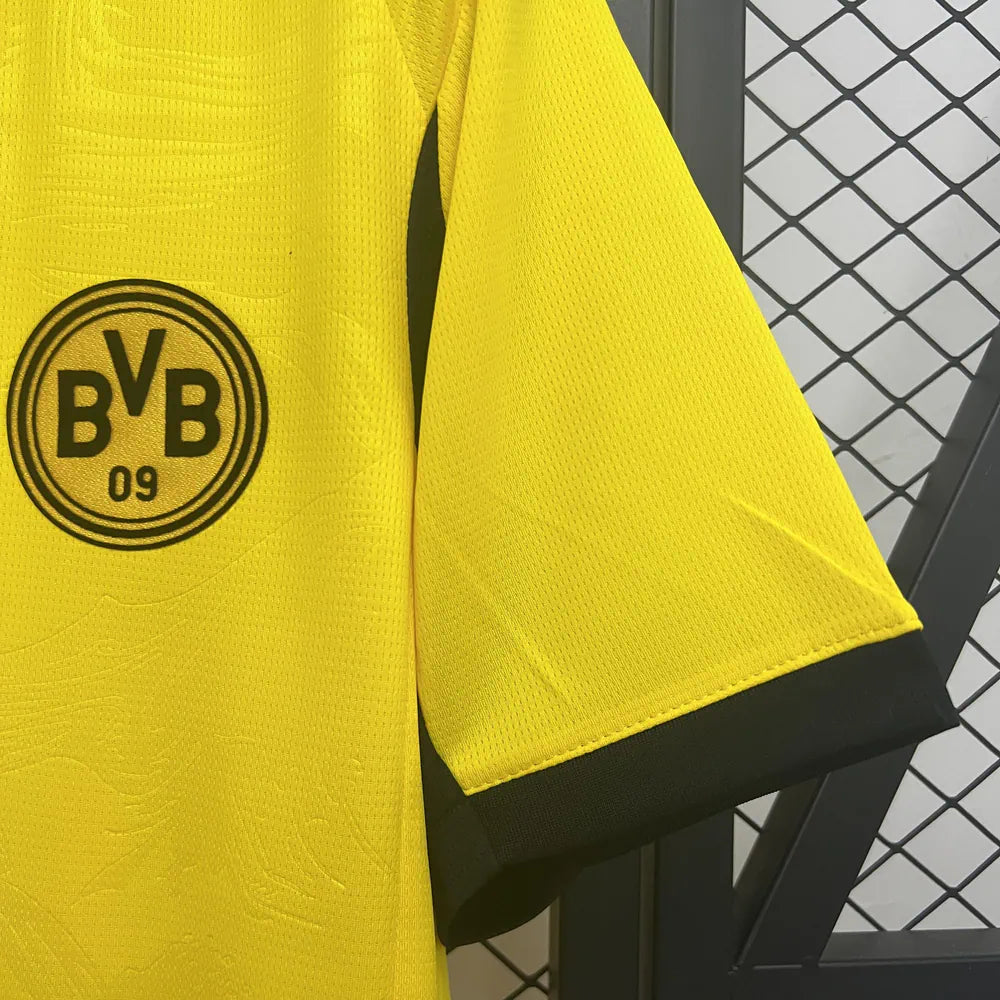 Borussia Dortmund Edição Especial 2025-26