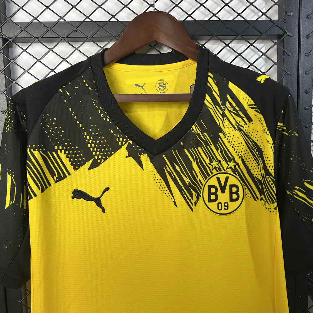 Borussia Dortmund Titular 2025-26