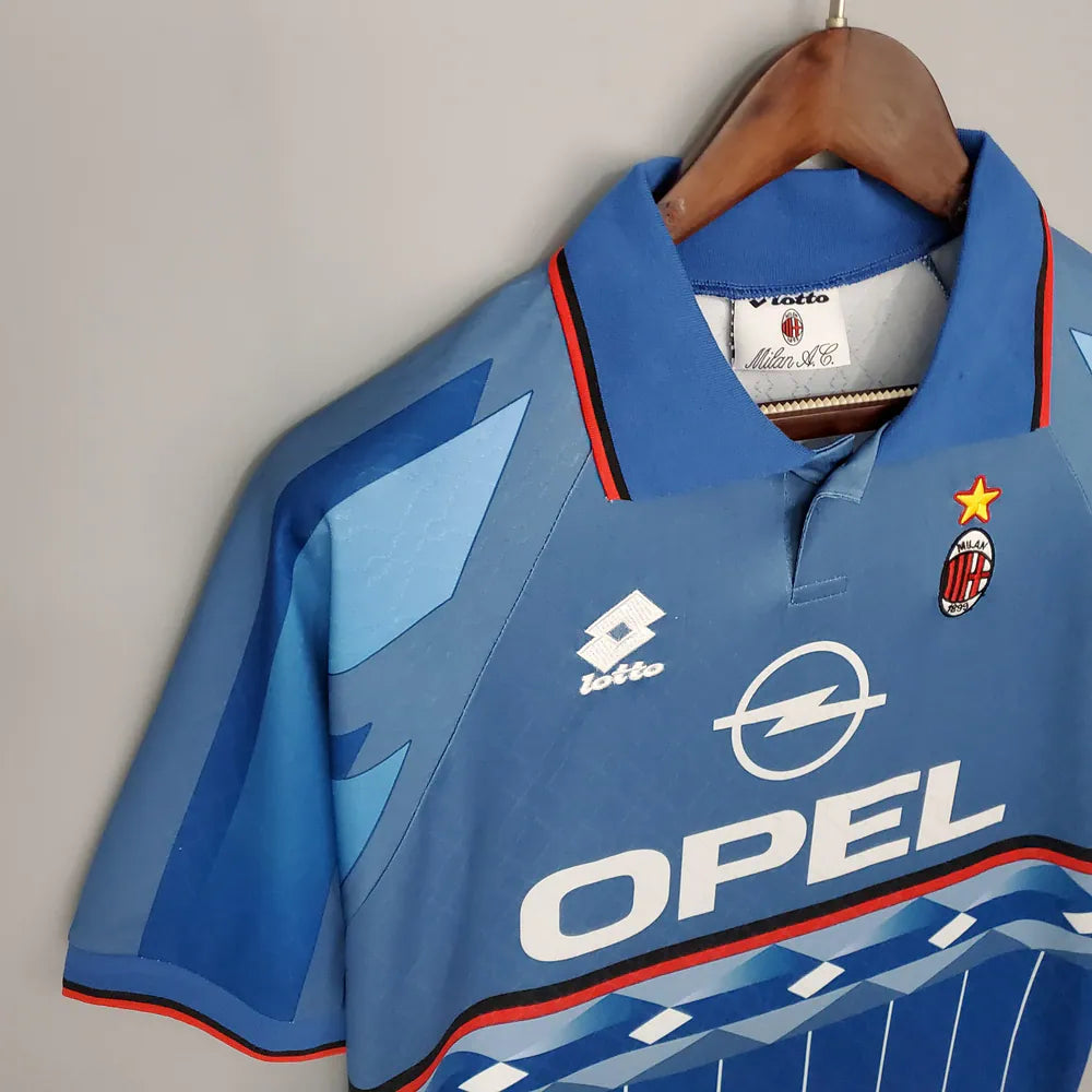 1995-96 Milan Terceiro Uniforme