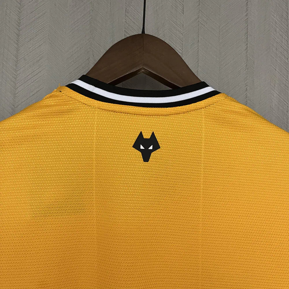 Wolverhampton Titular 2023-24