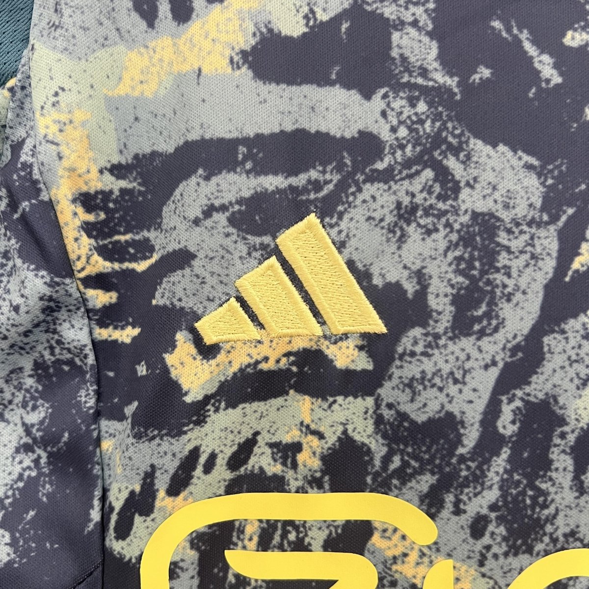 Kit Infantil Ajax Reserva 24/25 - Adidas Lançamento