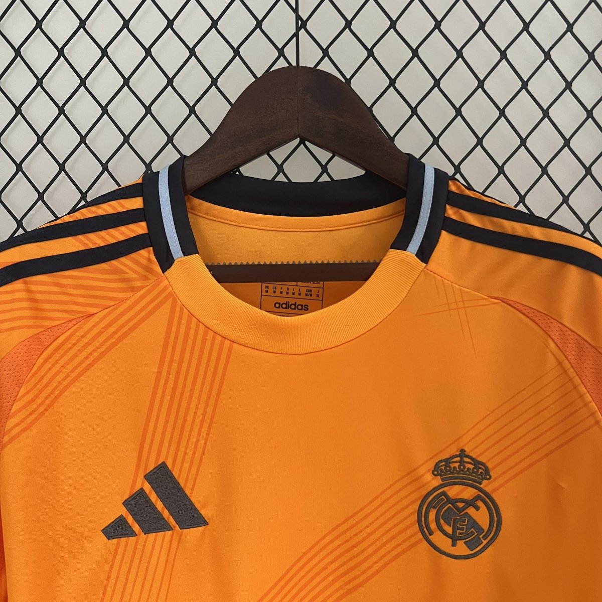 Real Madrid Reserva 24/25 - Adidas Torcedor Masculina - Lançamento