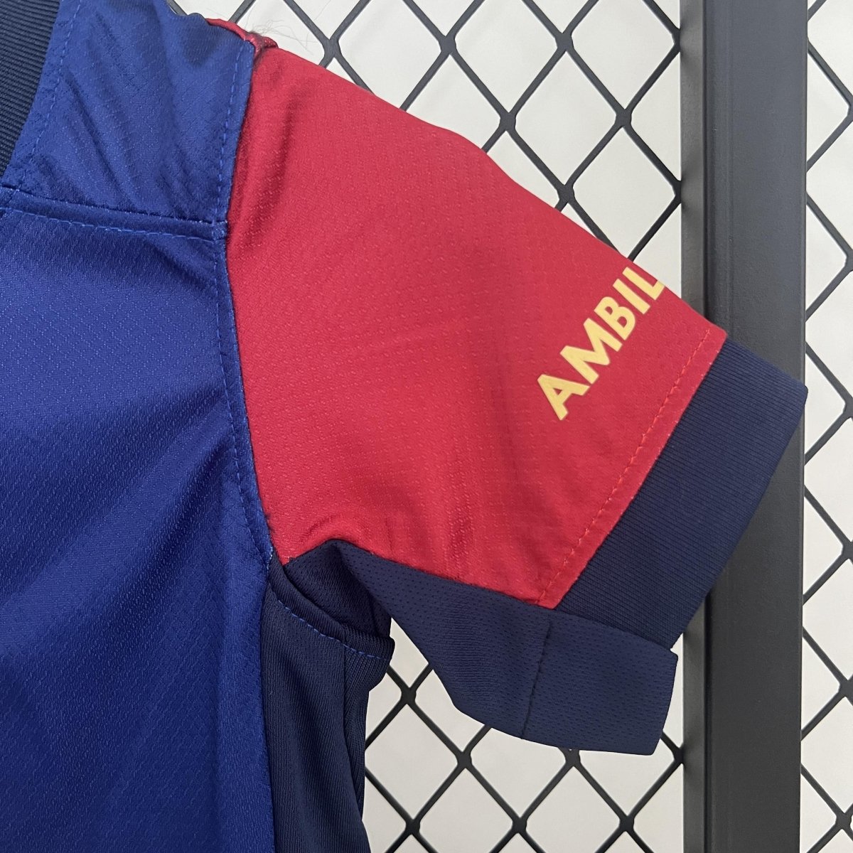Kit Infantil Barcelona Titular 24/25 - Nike Lançamento