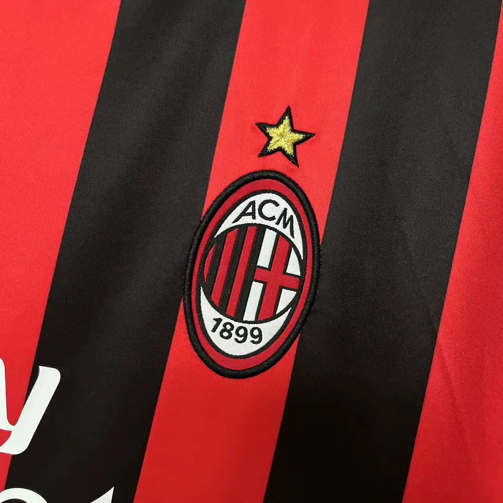 2017-18 Milan Titular