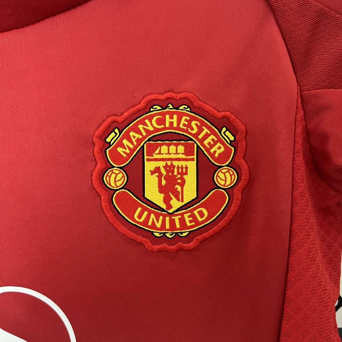 Kit Infantil Manchester United Titular 24/25 - Adidas Lançamento
