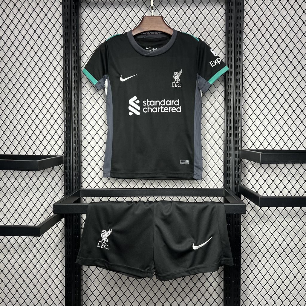 Kit Infantil Liverpool Reserva - Nike Lançamento