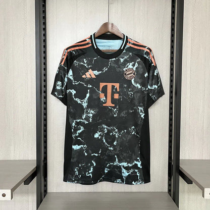 Bayern de Munique Segundo Uniforme 24/25
