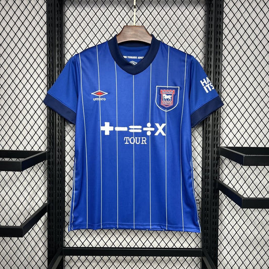 Ipswich Town Titular 2024-25 Umbro Torcedor Masculina - Lançamento