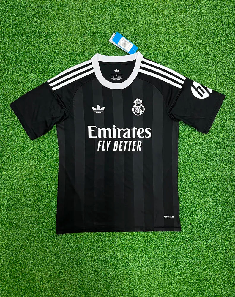 Real Madrid Goleiro 4 Uniforme 2025-26
