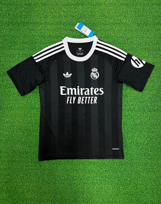 Real Madrid Goleiro 4 Uniforme 2025-26