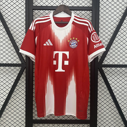 Bayern de Munique  Titular 2025-26