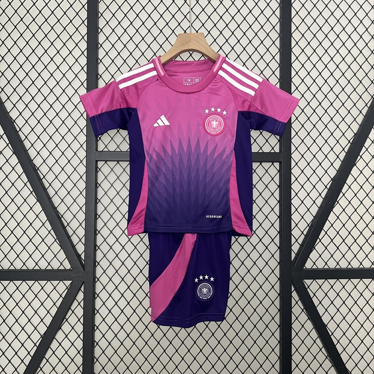 Kit Infantil Alemanha Reserva 2024 - Adidas Lançamento