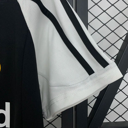 2001-02 Real Madrid Segundo Uniforme