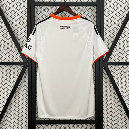 Frankfurt Titular 2025-26