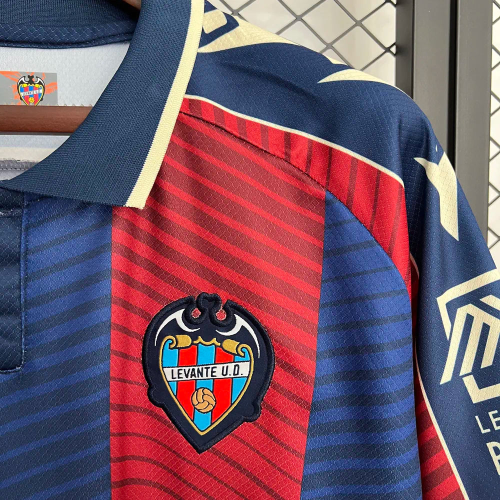 Levante Titular 2025-26