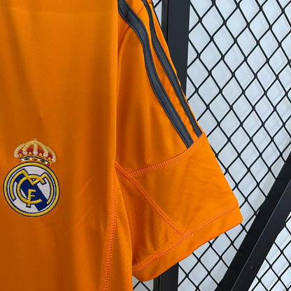 2013-14 Real Madrid Terceiro Uniforme