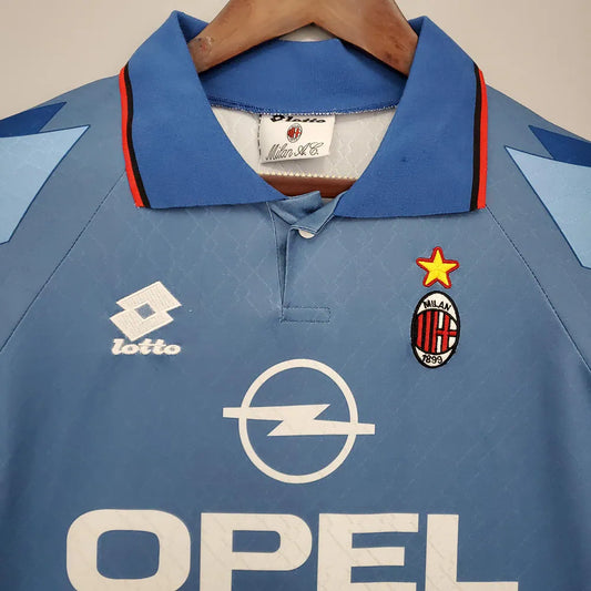 1995-96 Milan Terceiro Uniforme