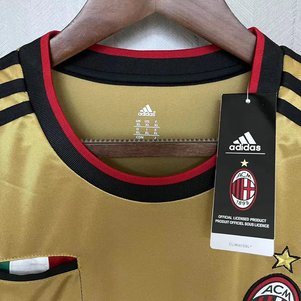2013-14 Milan Terceiro Uniforme