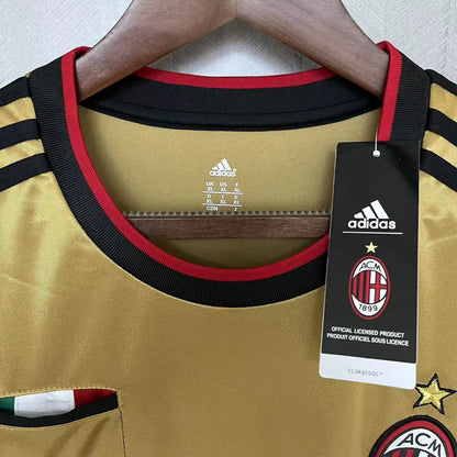2013-14 Milan Terceiro Uniforme