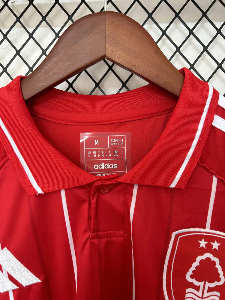 Nottingham Forest Titular 2025-26