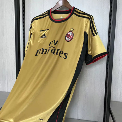 2013-14 Milan Terceiro Uniforme
